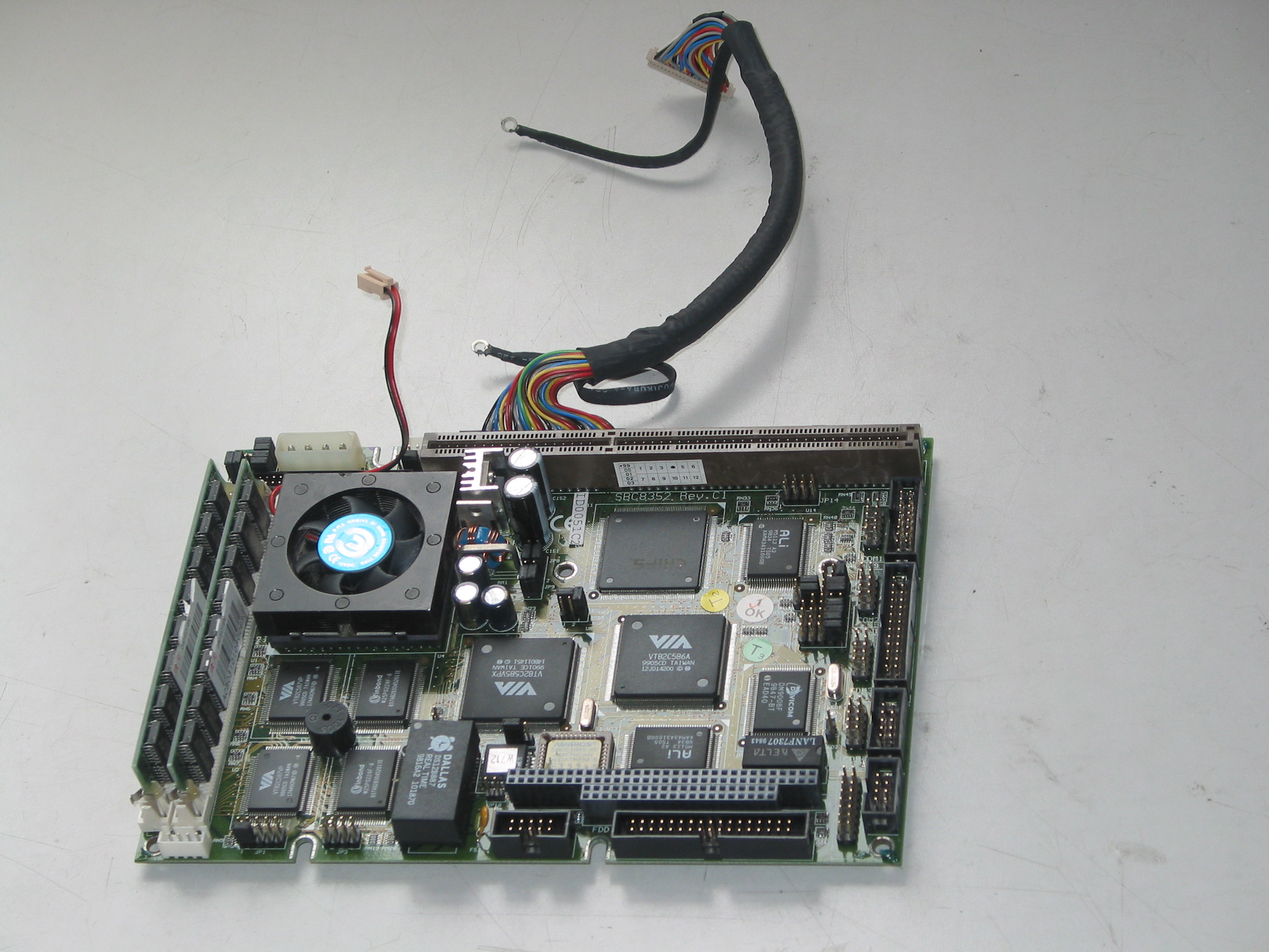 &nbsp;&nbsp;嵌入式工控主板&nbsp;&nbsp;SBC8352